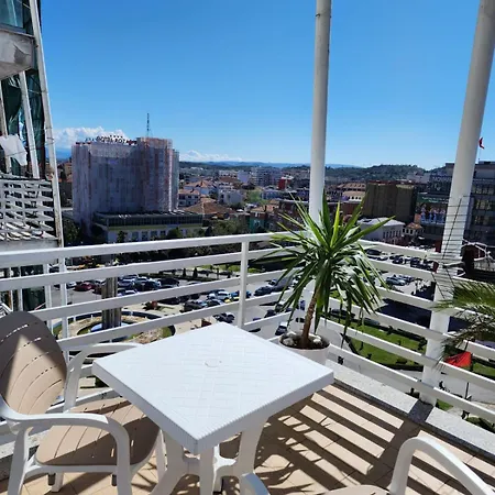 City Center Balcony View Appartamento *